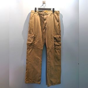 Men's Wrangler tan cargo pants